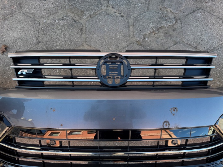 VW TIGUAN II 5NA R LINE PARE-CHOCS AVANT CALANDRE ORIGINE