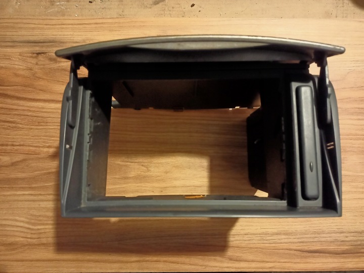 PROTECTION RADIO RENAULT LAGUNA II