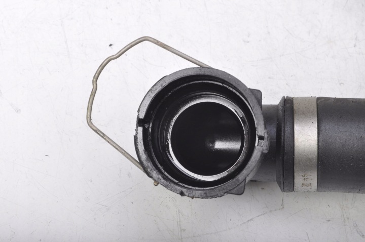 VOLVO S60 II V60 2.5 T TUYAU FIL EAU 31319754