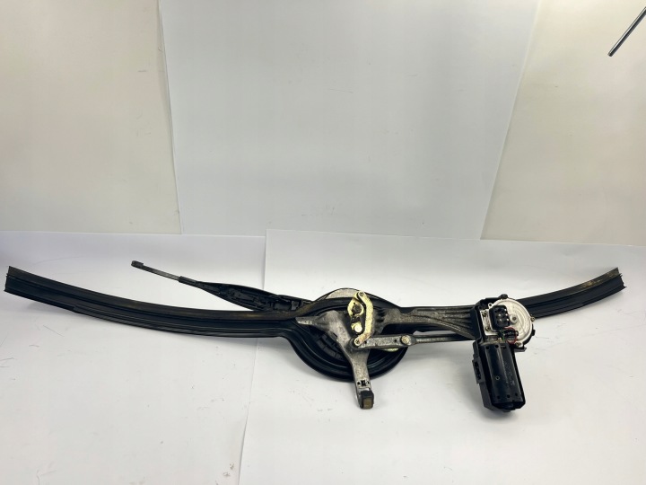 MÉCANISME PETIT MOTEUR ESSUIE-GLACES AVANT VITRES MERCEDES W124 E-KLASA 1993-