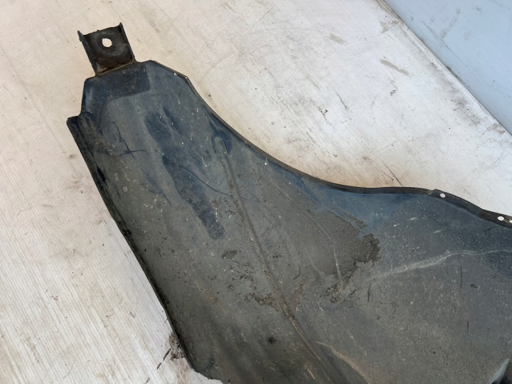 PASSAGE DE ROUE GAUCHE AVANT MERCEDES W221 PIÈCE AVANT A2216903330