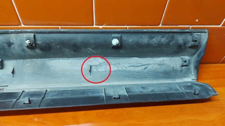 MOULURE PORTES DROITE DROIT AVANT TOYOTA RAV4 IV 12-15