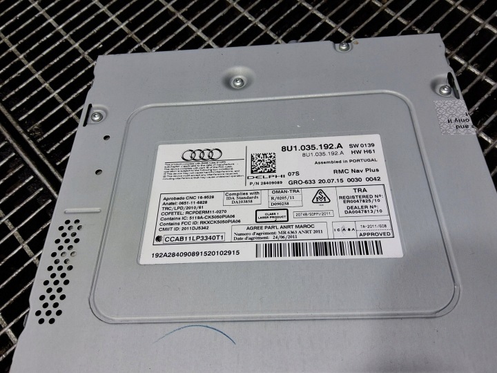 STACJA MULTIMEDIALNA AUDI Q3 8U 8U1035192A