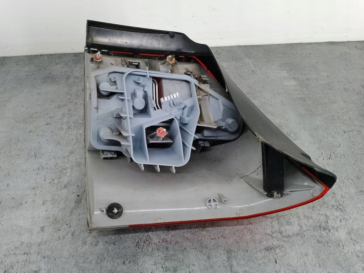PHARE ARRIÈRE GAUCHE OPEL SIGNUM 13159861