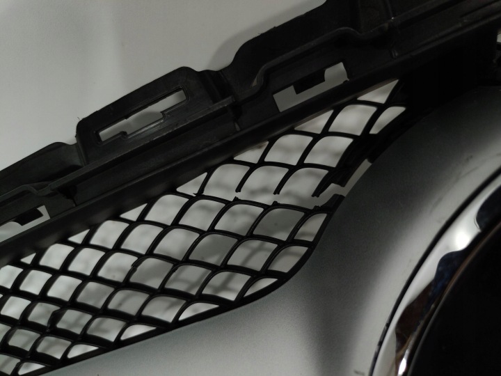 MERCEDES-BENZ C W205 GRILLE CALANDRE INSIGNE