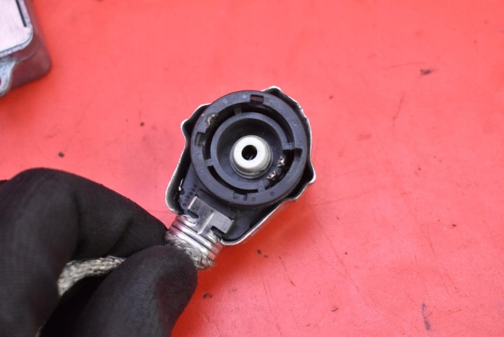CONVERTISSEUR XÉNON XÉNON DROITE 39000-61970 LEXUS ES 330 4 IV XV30 LIFT