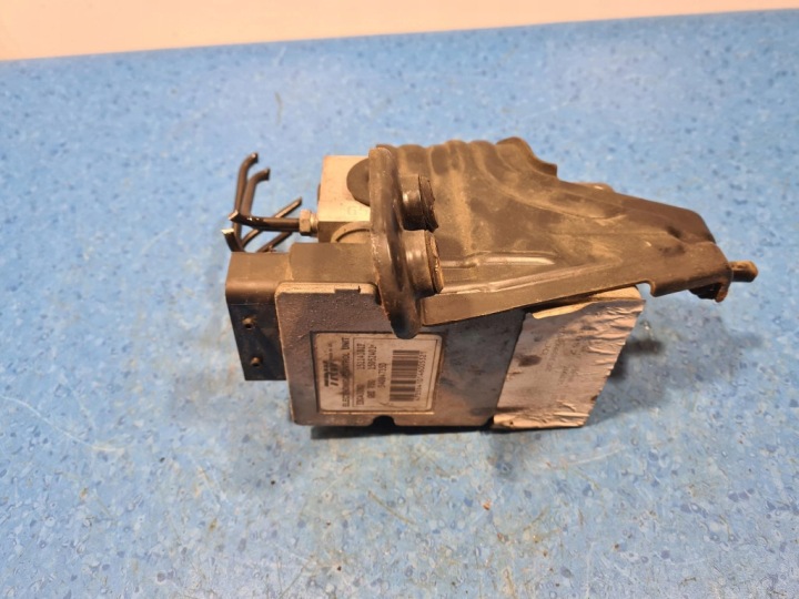 OPEL VECTRA C LIFT UNIVERSEL 1.9 CDTI POMPE ABS X 15114101F