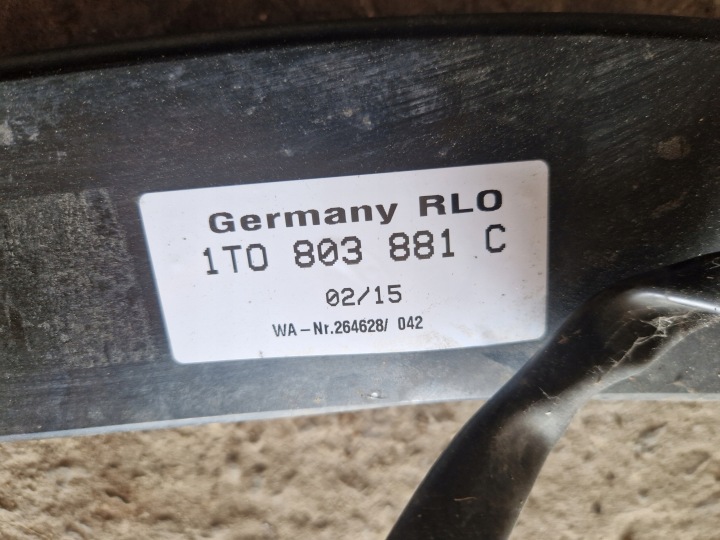 CROCHET ATTELAGE VW TOURAN I 06-10 LIFT 2.0 TDI 170KM