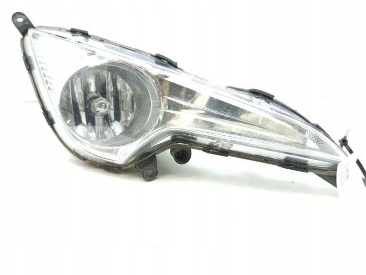 2012 HYUNDAI I40 PHARE ANTIBROUILLARD AVANT 922023Z010