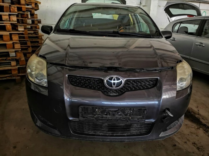 TOYOTA AURIS CHARNIÈRE ARRIÈRE PORTES ARRIÈRE 2008 2.0L