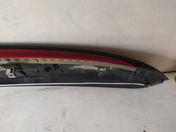 TROISIÈME LANTERNE STOP SPOILER COUVERCLES DE COFFRE MERCEDES W211 UNIVERSEL LIFT