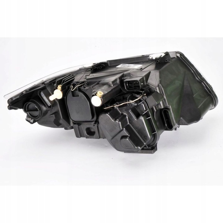 PROJECTEUR BMW 3 2005 LE PCS