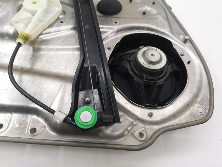 MERCEDES-BENZ C W204 2008 MÉCANISME VITRES AVANT SANS MOTEUR 963758102