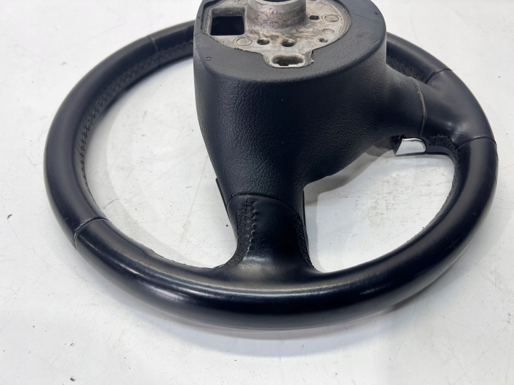VOLANT CUIR MULTIFONCTION VW TIGUAN 1Q0419091
