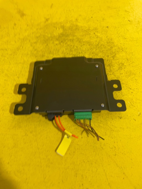 JAGUAR XFS I MODULE AMPLIFICATEUR RADIO DVD MJ05210-0211