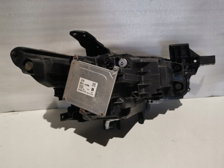 PHARE AVANT GAUCHE 9 GOUPILLE LED MAZDA 3 BP BCJH-51040