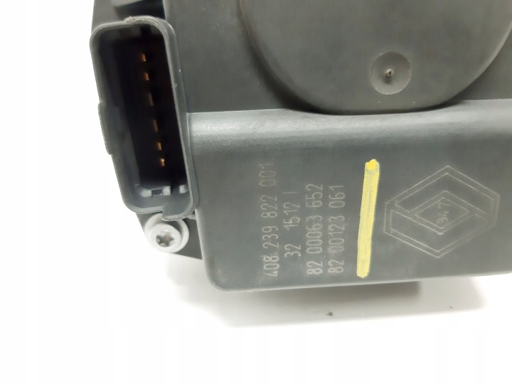 RENAULT OE 8200063652 PAPILLON DES GAZ