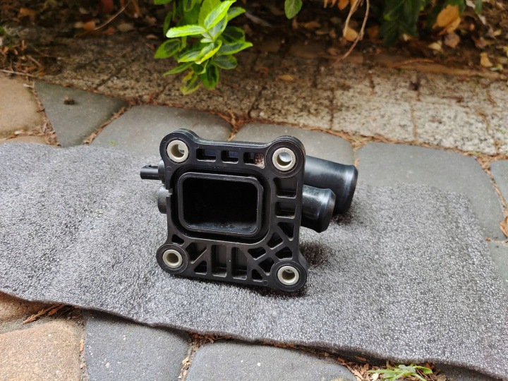 CHÂSSIS THERMOSTAT COMME NEUF 2.0 ECOBOOST FORD EDGE 22R LIFT USA 19-24R