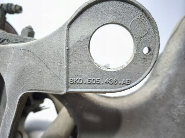 ROTULE DE DIRECTION BRAS DE SUSPENSION MOYEU DROIT ARRIÈRE AUDI A4 B8 A5 8T 8K0505432AP 8K0505436AB