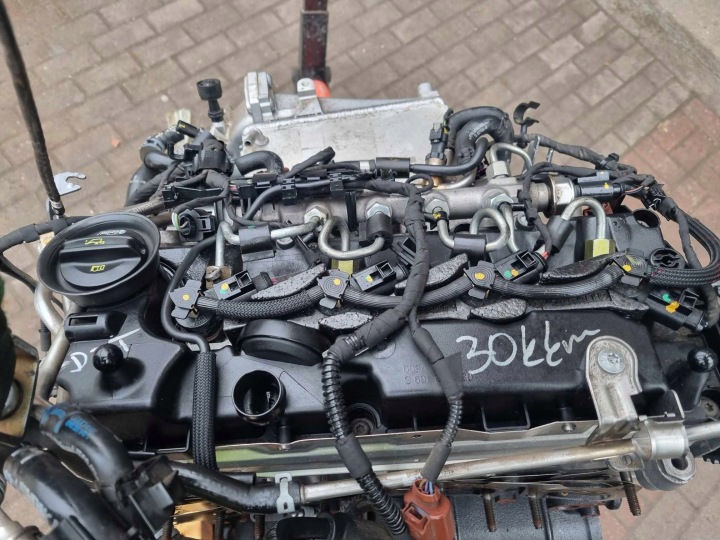 AUDI BLOC POTEAU MOTEUR 30KKM DET 2,0 TDI 19 ANNÉE