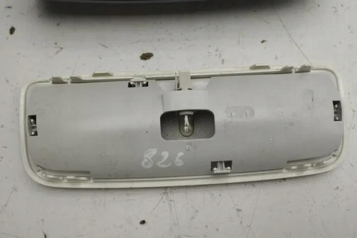 ÉCLAIRAGE INTERNE MERCEDES-BENZ B (W246, W242) A0009000802 1.8L DIESEL