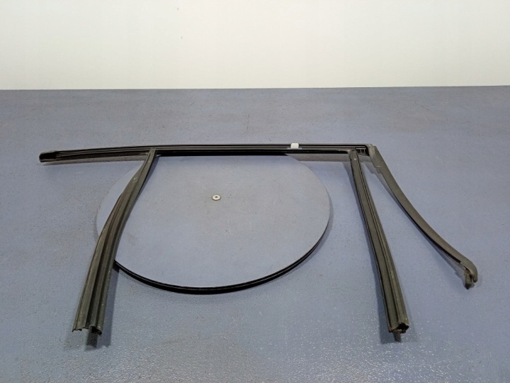 BMW 1 F40 JOINT D'ÉTANCHÉITÉ VITRES MOULURE PORTES GAUCHE ARRIÈRE 7452349