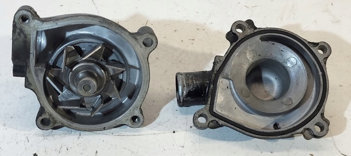 POMPE À EAU 49044-1083 KAWASAKI GTR 1000 1994-2006R