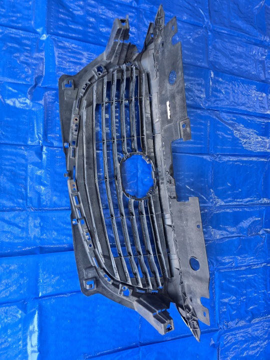 GRILLE CALANDRE RADIATEUR MAZDA CX5 D10L-50712