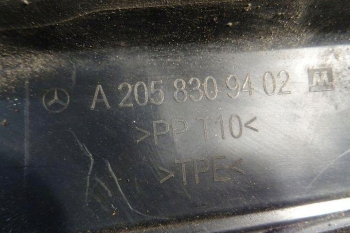 PLASTYK ESSUIE-GLACES AVANT MERCEDES-BENZ C COUPÉ (C205) A2058309402 0.0L