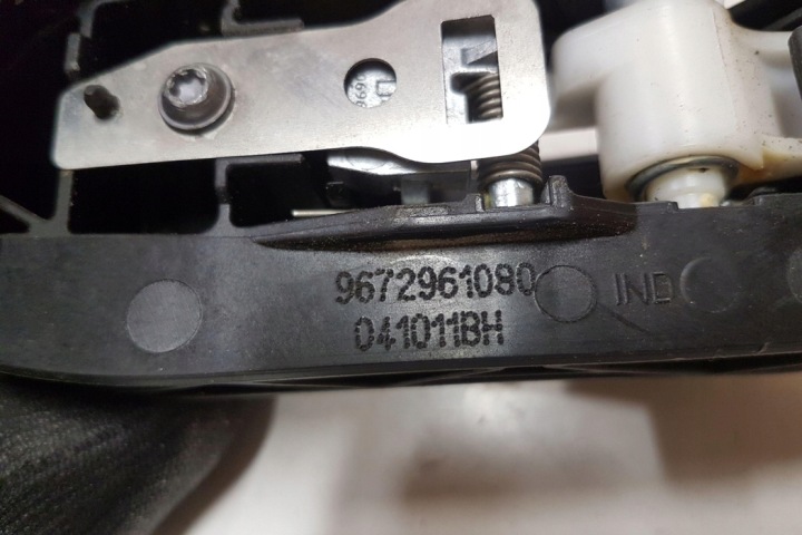 POIGNÉE ARRIÈRE DROITS PORTES CITROËN C5 III (RD_) 9672961080 1.6L DIESEL