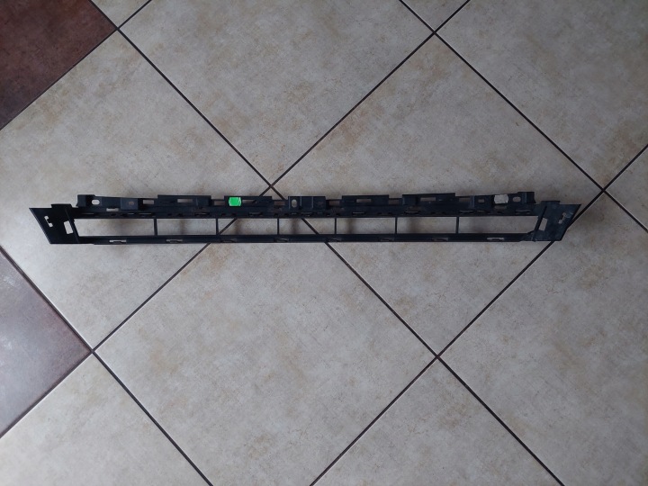 GRILLE PARE-CHOCS CENTRALE AUDI A5 F5 8W 8W6 S-LINE