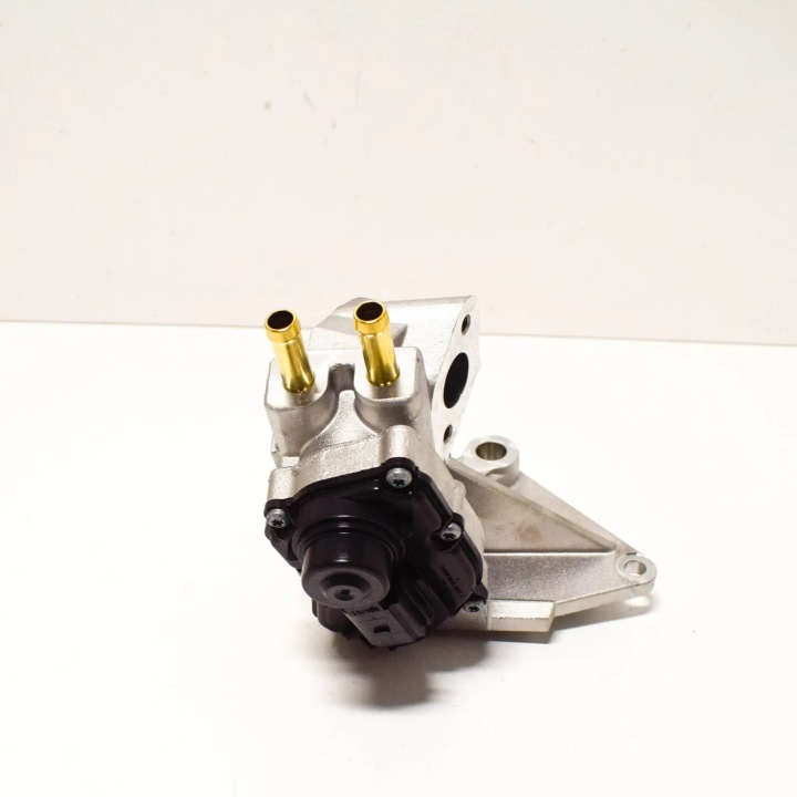 VOLKSWAGEN GOLF MK5 VANNE EGR 06F131503B ORIGINAL