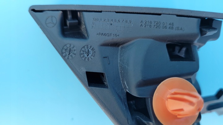 MERCEDES W218 CLS 350 HAUT-PARLEUR PORTES GAUCHES A2128202402 CHÂSSIS A2187200148