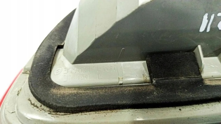 GAUCHE PHARE COUVERCLES DE COFFRE COUVERCLES DE COFFRE MERCEDES-BENZ E (W211) A2116200777 34319557 2.7L