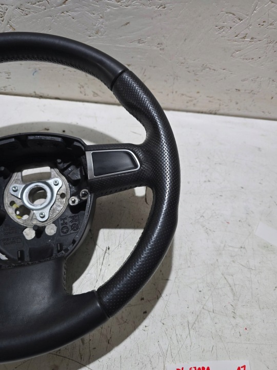 VOLANT AUDI A5 SPORTBACK 8TA 8P0124A