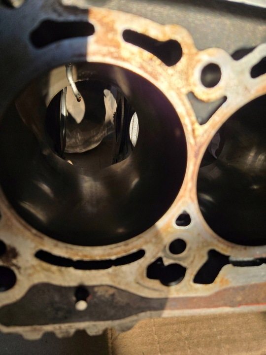BLOC MOTEUR DRY 2.0 TSI 06Q103023A