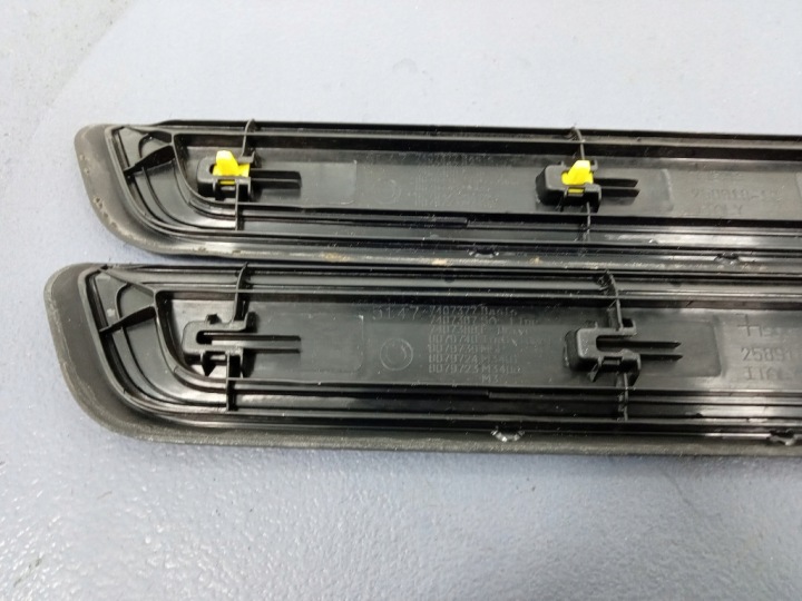 BMW OE 8079739 PROTECTION SEUIL AVANT