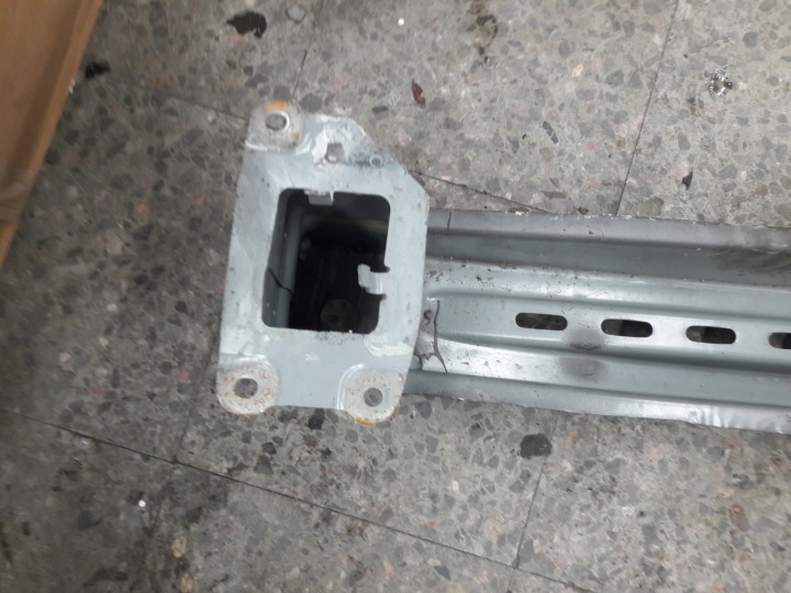 5C5807305 POUTRE PARE-CHOCS ARRIÈRE SKODA KODIAQ