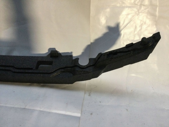 AMORTISSEUR PARE-CHOCS AVANT AVANT VOLKSWAGEN TOURAN II 5TA807248
