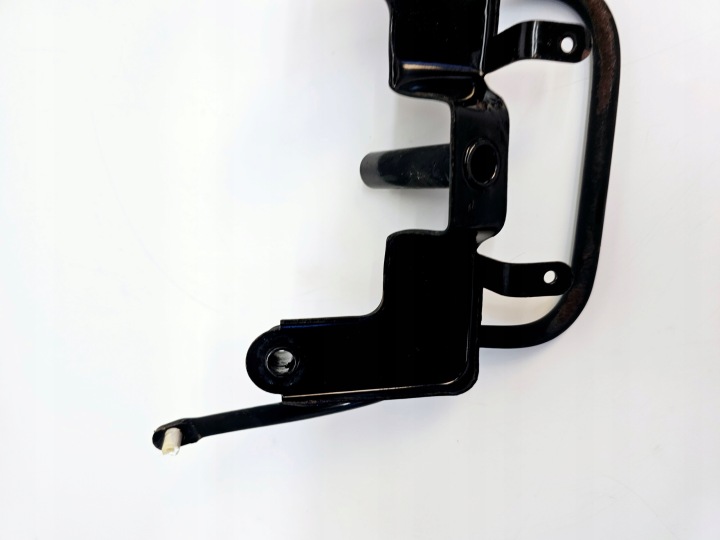 SCOOTER CHINSKI BAOTIAN ZIPP RS4 STREET 50 FIXATION CHÂSSIS POIGNÉE ARRIÈRE