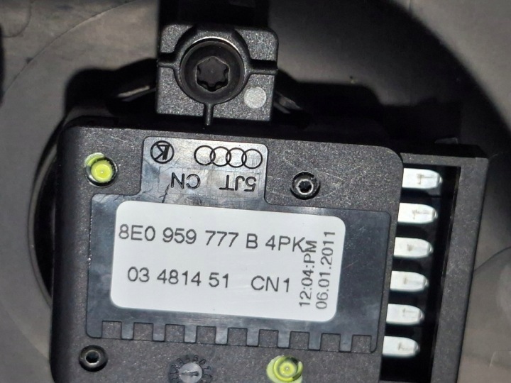 AUDI A6 S6 C7 4G DROITE CÔTÉ PLASTIQUE CHÂSSIS SIÈGES AVEC RÉGLAGE 8T0881326