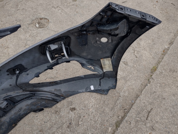 PARE-CHOCS AVANT MERCEDES A CLASSE W176 1768850025