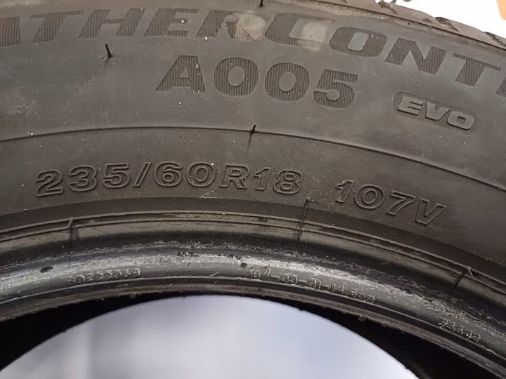 Bridgestone Weather Control A005 Evo 235/60R18 107 V