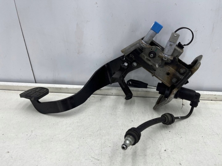 PÉDALE ADHÉRENCE MITSUBISHI COLT Z30 FORFOUR 454 04-12R. POMPE PISTON DE TRAVAIL