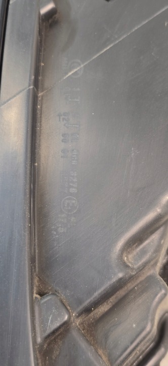 AUDI A3 8V 12-16 PHARE DROITE XÉNON UK-ANGLIK 8V0941006C