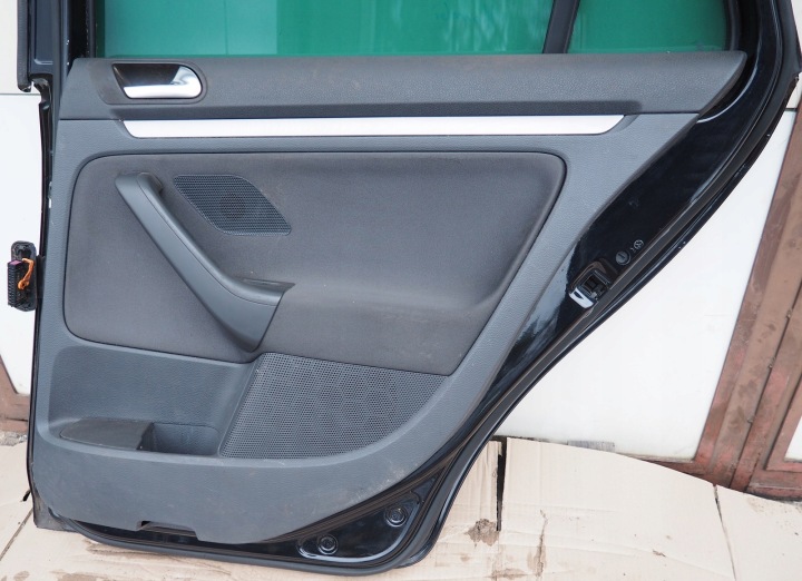 VW GOLF V 5 UNIVERSEL GLACE LATÉRALE PETITE PORTES DROITE ARRIÈRE ARRIÈRE