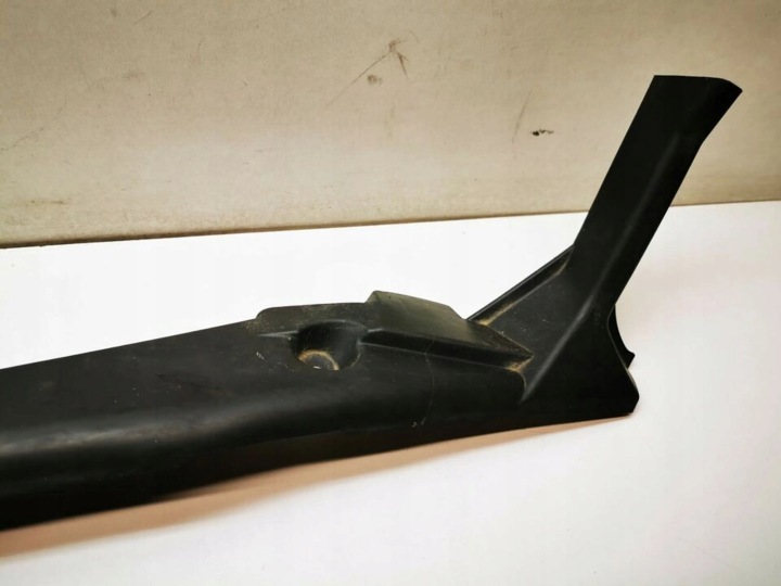 MOULURE GARDE-BOUE DROITE CÔTÉ NISSAN 370Z 658201EA1A