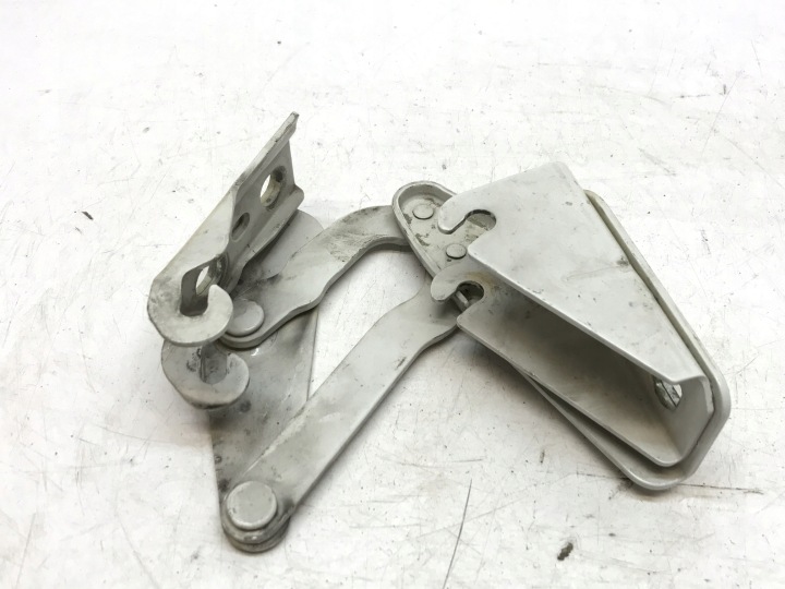 CHARNIÈRE CAPOTS GAUCHE IVECO DAILY 58087046