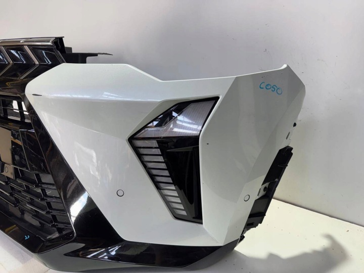 MITSUBISHI ASX PARE-CHOCS AVANT AVANT 6XPDC RADAR C050