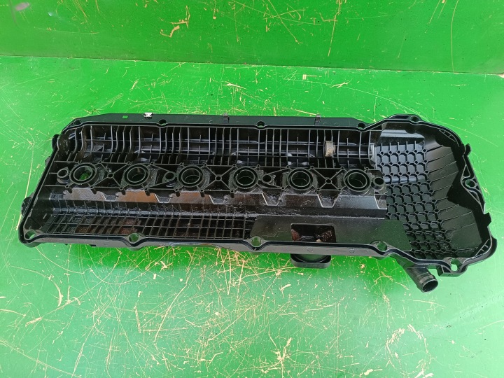 COUVERCLE DE SOUPAPES BMW E39 E46 2.0 2.2 2.5 2.8 3.0 M52 M54 BOBINES PRZYKRECANE